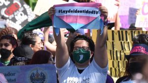 Transfeminista: “Vemos poca voluntad de los partidos mayoritarios, en este caso de Nuevas Ideas, para querer legislar en la identidad de género”
