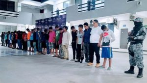 Dos presuntos cabecillas de pandillas entre detenidos por homicidio y otros delitos en operativo en Santa Ana
