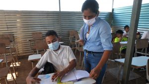 Salud y Educación evaluarán a fines de abril si hay retorno a clases totalmente presenciales