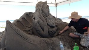 Playa el Esterón, en La Unión, recibe en festival a los mejores escultores en arena