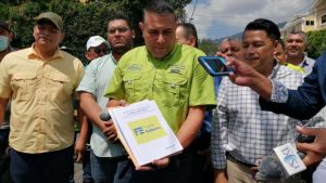 Oposición califica de “ilegal” que el TSE permita a Fuerza Solidaria participar en elecciones 2024