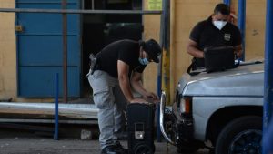 "En los baños quedó": Asesinan a joven en predio frente al mercado Excuartel, San Salvador