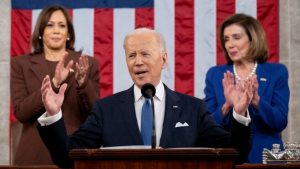 Biden dice que "Putin está más aislado que nunca" y "pagará el precio" por haber invadido Ucrania