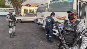 Gobierno se apodera de 293 microbuses de la empresa privada de Catalino Miranda