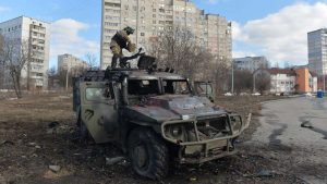 Rusia anuncia que reduce de manera "radical" actividad militar cerca de Kiev y Chernígov en Ucrania