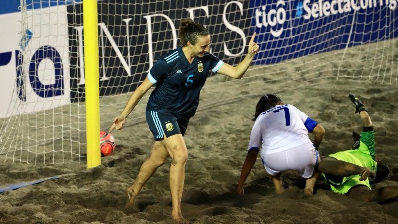 Selecciones de fútbol playa afinan últimos detalles para El Salvador Beach  Soccer Cup 2022 – Diario La Página