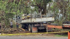 Trabajador de FOVIAL murió al caer de camión tras chocar en Chalatenango