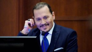 VIDEO. Esto es lo que Johnny Depp estaba dibujando en pleno juicio