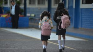 Estudiantes con poco aprendizaje y más maestros sin oportunidad de retiro: Las tareas pendientes de Educación en 2022
