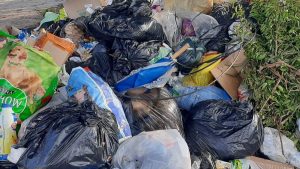 Cerros de basura dominan primer año de Nuevas Ideas en Alcaldía de Mejicanos