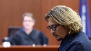 El video del juicio de Johnny Depp y Amber Heard que se ha hecho viral