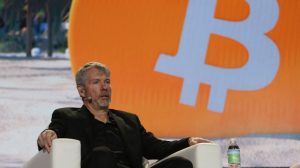 Un préstamo en un banco importante es mejor que los Bonos Bitcoin, dice Michael Saylor