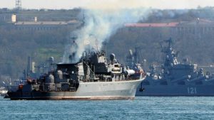Buque ruso "Moskva" se hundió alcanzado por dos misiles ucranianos