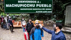 Perú lanza un plan de emergencia para mitigar la grave crisis del turismo