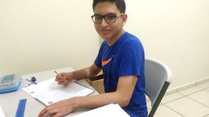 Asamblea declara a joven talento como “Notable Estudiante de El Salvador”