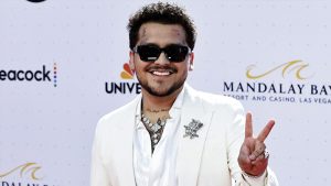 "Celebro tu vida": Fans dedican tiernos mensajes a Christian Nodal por su cumpleaños