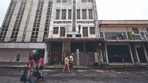 Recorrer la calle Rubén Darío, en San Salvador, es una atracción turista, lección de historia y cultura