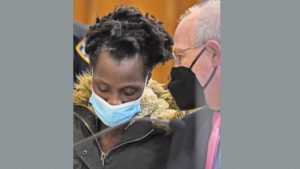 Mujer detenida en Nueva York por golpear hasta la muerte a su hija de 9 años