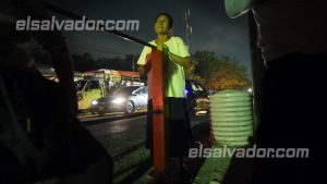 Fe y espera en Mariona: Familiares duermen afuera del penal en busca de información