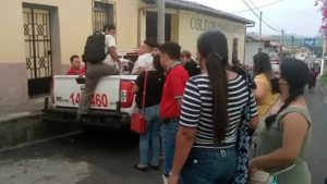 Denuncian captura "arbitraria" de empleados de pizzería en Sensuntepeque