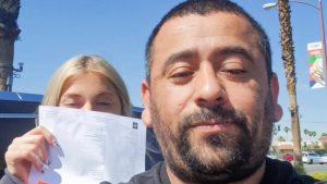 ¡Casi irreal! Taxista ayudó a una influencer y esta le cambió la vida