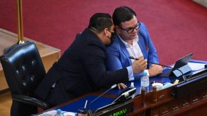 Bancada de Bukele vuelve a retirar un dictamen listo para aprobación: frenaron reforma a indultos