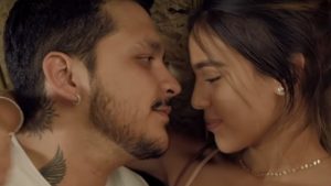 VIDEO. ¡Ya no se esconden! Nodal y Mariana García llegan agarraditos de la mano