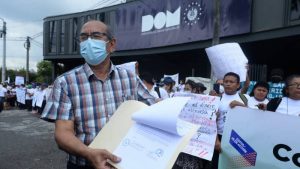 "Pedimos obras... la alcaldía dice que no hay fondos": Comunidades llegan a la Dirección de Obras Municipales