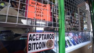 Bitcoin fue lanzado entre improvisación y confusión