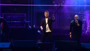 VIDEO. "¡Estás más rico que las pupusas mi amor!", el tremendo piropo que le gritan a Alejandro Sanz en pleno concierto
