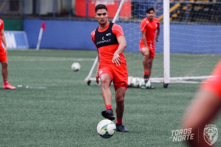 ENTREVISTA. Erick Cabalceta "¡Por mi papá y mi abuela!" Noticias de