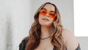 La faja que le marca la cinturita a la hermana de Chiquis Rivera, Jacqie,  tras transformación de cuerpo - La Opinión