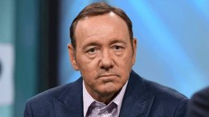 Jurado declara a Kevin Spacey “no responsable” de lesiones a menor en 1986