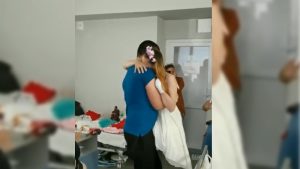Ucraniana que perdió las piernas volvió a bailar con su novio