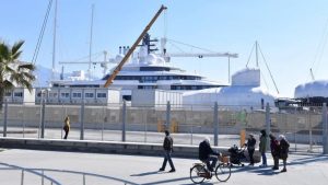 Conoce el superyate vinculado a Putin, que podría zarpar de Italia con rumbo desconocido