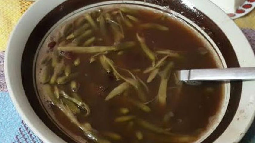 Platillos- Pitos en sopa de frijoles