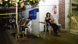 El Salvador está en medio de quinta ola de casos de covid, aseguran médicos