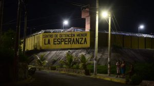 Gobierno pide $50 millones más para régimen de excepción; FMLN reclama que usan seguridad para "saquear las arcas del Estado"