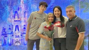 Una mujer, su madre y su hijo de 15 años fueron asesinados por su pareja en Florida