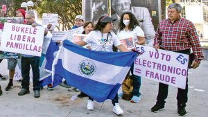 “Esperábamos ver a Bukele dialogando por una reforma migratoria” en la Cumbre, dice líder de diáspora en EE.UU.