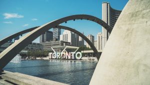Trabajadores en Canadá ganarían hasta $25 por hora, dice ministro