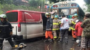 Accidente genera dos personas lesionadas en carretera a Sonsonate