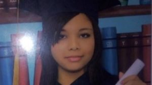 Policía captura a joven, la acusa de terrorista pero la presenta con el nombre de la hermana