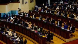 Asamblea prohíbe indultos a corruptos, pandilleros, violadores de derechos humanos y a feminicidas