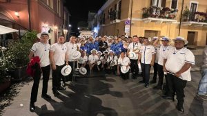 Ilobasco Latin Band gana Premio a Mejor banda folklórica en festival internacional