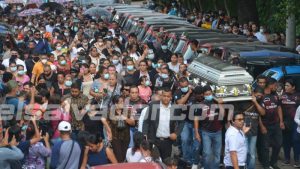 "Él siempre ayudó a los demás". Jucuapa despide a Adrián, quien murió en el penal de Mariona