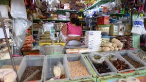 El precio de la canasta básica urbana superó los $238 y la rural llegó a $179.47 en agosto