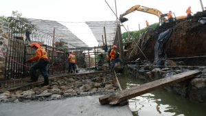 Obras Públicas prepara trabajos para evitar inundaciones en la 49 Avenida Sur