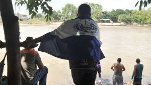 Al menos 76,122 salvadoreños detenidos en frontera con Estados Unidos