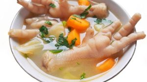 Patas de pollo, el alimento con el colágeno que te rejuvenece